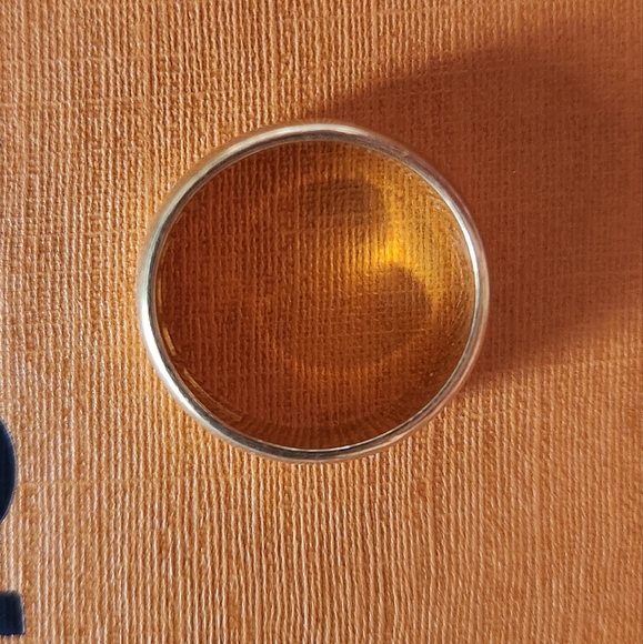 Antique Vintage 22k Yellow Gold Stamped Wedding Band with mirror finish - Picture 10 of 16